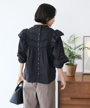 CRAFT STANDARD BOUTIQUE フリル使いマニーレースピンタックブラウス Black