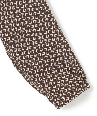 23区 【洗える】モダンジオメトリックプリント ブラウス ダークブラウン系