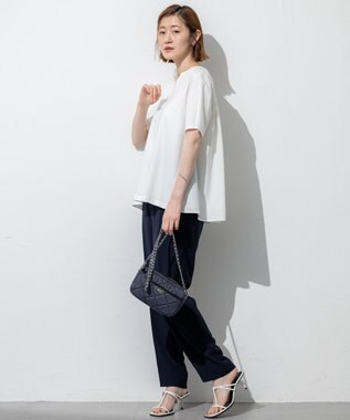 23区 【汗じみ防止/洗える】スムースデザイン バックフレア カットソー ホワイト系