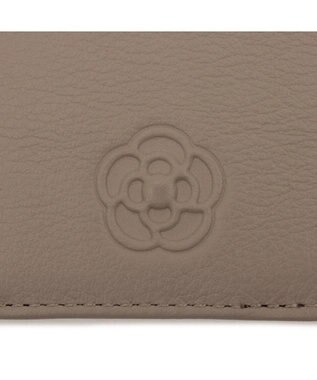 CLATHAS ワッフル リール付きパスケース グレージュ