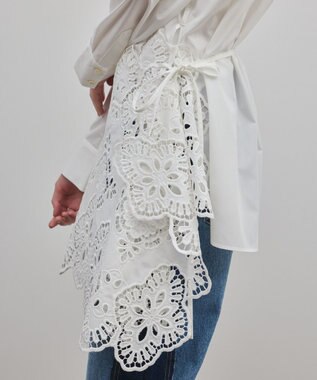 GRACE CONTINENTAL カット刺繍イレギュラーシャツ ホワイト