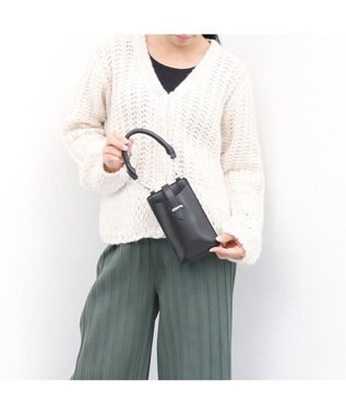 UNBILLION カシュカシュ cachecache / スマホショルダー付きラウンドショルダーバッグ ブラック