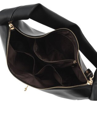 23区 ラウンド ショルダーバッグ ブラック系