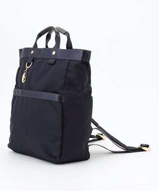 LA BAGAGERIE チャーム付き　ナイロンリュック ダークグレー