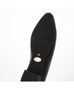 ing <ing>Vカットフラットシューズ ブラック