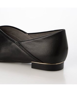 ing <ing>Vカットフラットシューズ ブラック