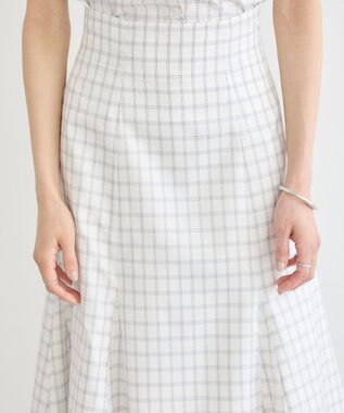 earth music&ecology 裾フレアチェックスカート Off White