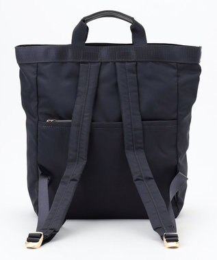 LA BAGAGERIE チャーム付き　ナイロンリュック ダークグレー