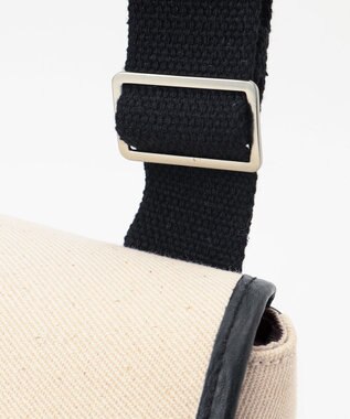 J.PRESS MEN レザーコンビショルダーバッグ アイボリー系