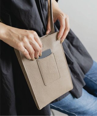 Atelier nuu 日本製 本革 lim ミニショルダー グレージュ