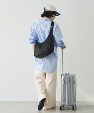 russet クラウズナイロンラウンドビッグショルダーバッグ(CE-1292) Black2（シルバー金具）