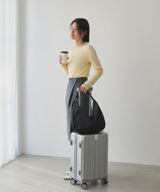 russet クラウズナイロンラウンドビッグショルダーバッグ(CE-1292) Black2（シルバー金具）