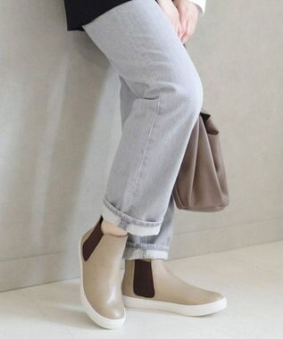 Pointer 本革サイドゴアショートブーツ グレージュ