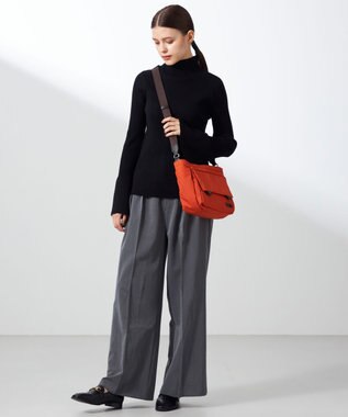 Y'SACCS ダブルタブ　トラベルショルダーバッグ レンガブラウン