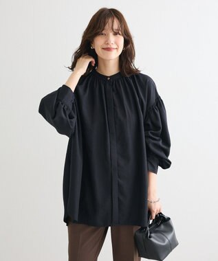 Green Parks ｅａｓｅ　ｂｌｕｅ．バックシャーリングブラウス Black