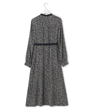 23区 【吸水速乾/UVケア/防シワ性】シャドージオメトリックプリント ワンピース ネイビー系