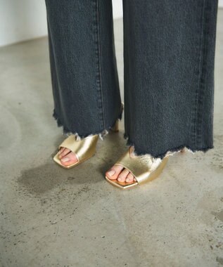 GRACE CONTINENTAL ルーズフレアデニムパンツ ブラック