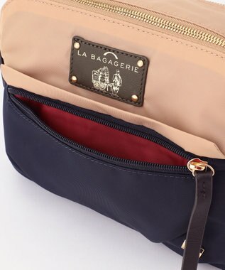 LA BAGAGERIE ウォータープルーフナイロン　スクエアショルダー ベージュ