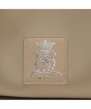 A.D.M.J. ドラマ「続・続・最後から二番目の恋」(フジテレビ)着用　マジックライト/センターリボンベルボトムトートL アレナ