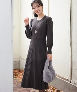 Tiaclasse L リブニットパフスリーブワンピース チャコールグレー