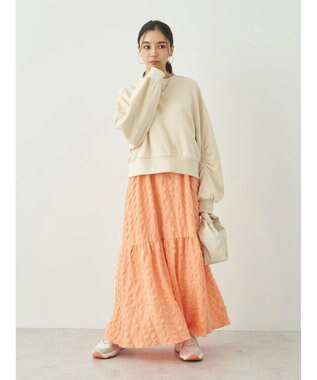 earth music&ecology クルーネック袖シャーリングスウェット Light Beige