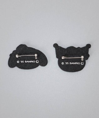 AURORA 【 ANNA SUI（アナ スイ）】マイメロディ&クロミ 刺しゅうブローチ付きネコ耳ニットワッチ パープル