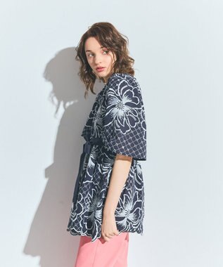 GRACE CONTINENTAL ボタニカルカットワークトップ ネイビー