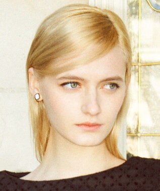 TOCCA COLOR OF CLOVER EARRINGS イヤリング ホワイト系