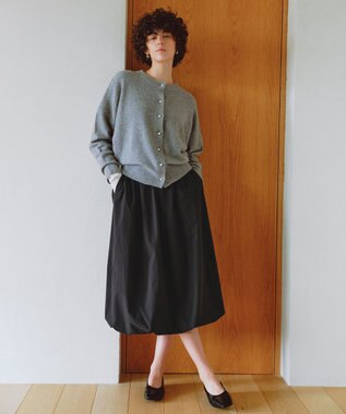 UNFILO 【新色追加/洗える】ふわふわニット パールボタンカーディガン グレー