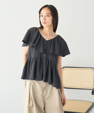earth music&ecology ラッフルカラーペプラムカットブラウス Charcoal Gray