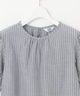 J.PRESS LADIES 【洗える】BEZ空羽ストライプ クルーネック ブラウス ネイビー系1