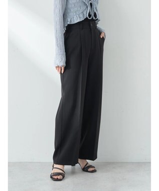 earth music&ecology タックストレートパンツ Black