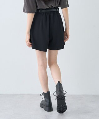 earth music&ecology ベルト付きタブデザインショートパンツ Black
