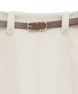 earth music&ecology ベルト付きタブデザインショートパンツ Ivory