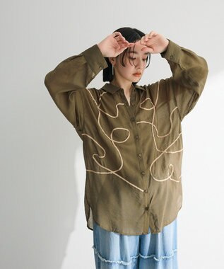 Green Parks ・ＥＬＥＮＣＡＲＥ　ＤＵＥ　テープ刺繍シアーシャツ Khaki