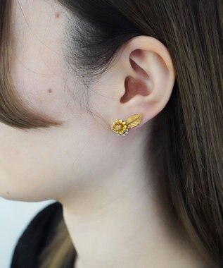 monshiro 【スワロフスキー】アリウムプチ ピアス ホワイト×ゴールド