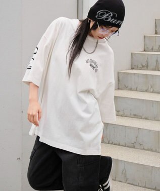 WEGO 【ユニセックス着用ITEM】アクセ付きストレートロゴT（SS）