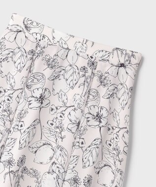 GRACE CONTINENTAL フルーツフラワープリントスカート キナリ