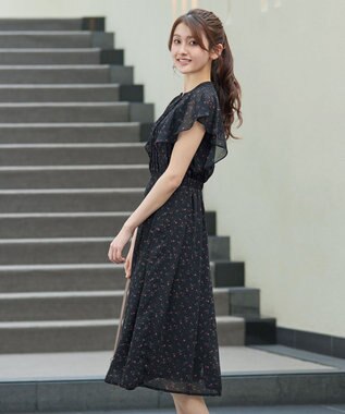 Tiaclasse L 【新色追加】フレアスリーブワンピース ブラック