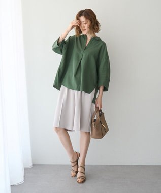 YECCA VECCA 【尾崎紗代子さん着用】タックハーフパンツ Gray Beige