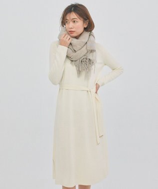 BEIGE， LISS / ニットワンピース Off White