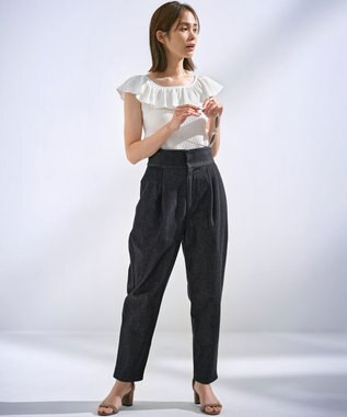 組曲 L 【組曲×setsuko sagittaire】カップ付きフリルTシャツ アイボリー系