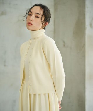 #Newans 【カシミヤ混】コンパクトニットカーディガン オフ