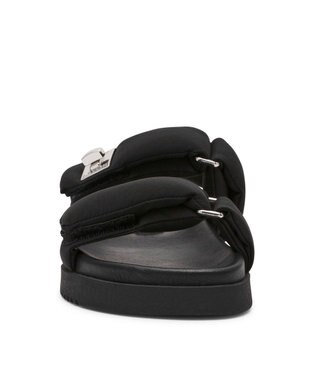 STEVE MADDEN MONAT ナイロンパデッドストラップフラットサンダル ブラック