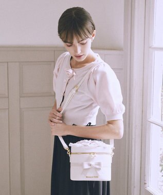 Maison de FLEUR ローズブーケキューブショルダーバッグ Ivory