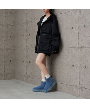 MODE ET JACOMO <carino>本革ムートンショートブーツ ライトブルー