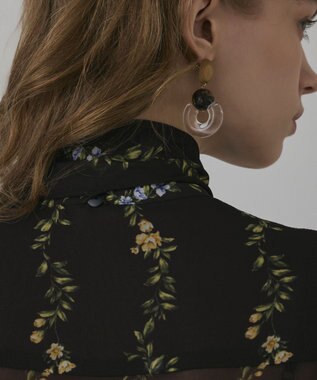 GRACE CONTINENTAL フラワープリントティアードワンピース ブラック