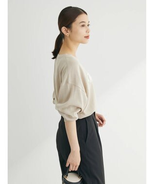 Green Parks さがら刺繍入りニットプルオーバー Beige