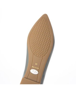 MODE ET JACOMO <carino>【レイン対応】エナメルプレーンパンプス ライトグレーエナメル