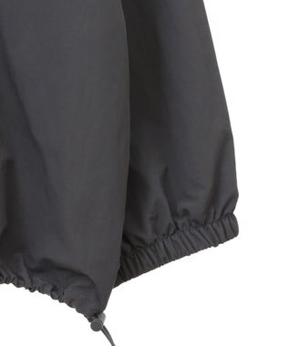 Green Parks ナイロンロゴＶネックプルオーバー Charcoal Gray